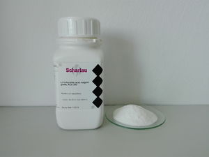 Ascorbic acid bottle and sample.jpg
