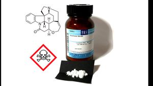 Strychnine salt bottle sample formula by Thy Labs.jpg