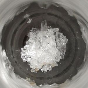 Hydrazine perchlorate crystals by woelen.jpg