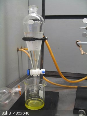 salicylaldehyde extraction with DCM.jpg - 82kB