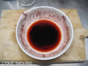 last boiling alcohol extraction of Congo Red residue.jpg - 170kB