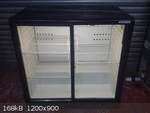 coolpoint-double-door-bar-fridge-bottle-cooler-derby-nottingham-lei-250.jpg - 168kB