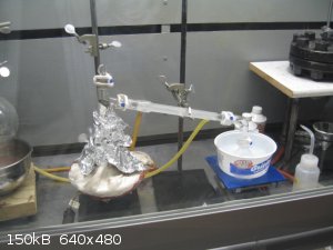 making oleum at 4xIMG_2112.JPG - 150kB