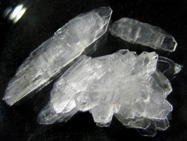 Urea nitrate crystals.jpg