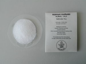 Sodium molybdate dihydrate sample bag.jpg