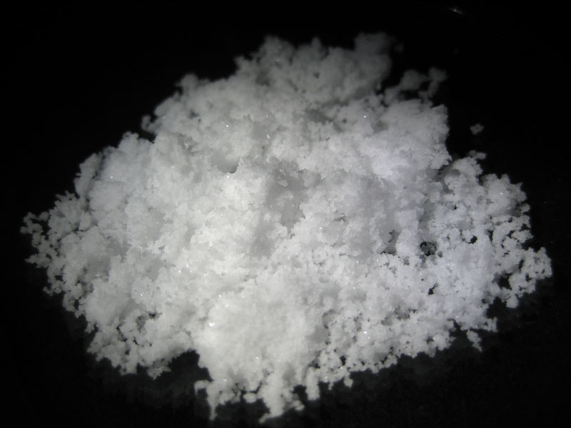 File:Ammonium chlorate.jpg