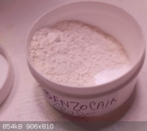 benzocaine-crude.png - 854kB