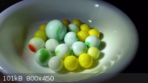 fluorescentMarbles_whiteLight.jpg - 101kB