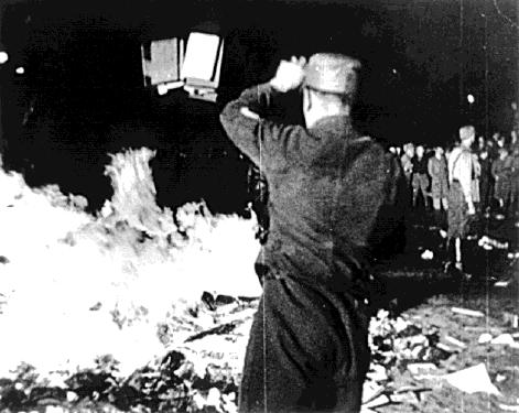 1933-may-10-berlin-book-burning-Nazi.JPG - 34kB