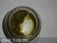 filtrate liquid crys closeup.JPG - 25kB