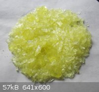 31 Na ferrocyanide crystals.jpg - 57kB
