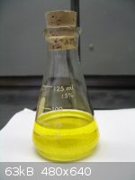 DCM extract of p-toluidine drying.jpg - 63kB