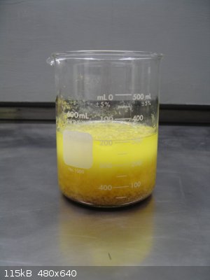 a-nitronaphthalene dumped in cold water.jpg - 115kB