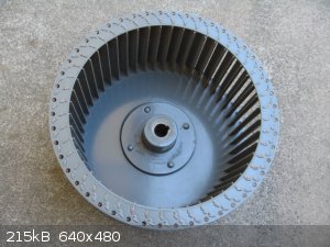 9 inch blower wheel cleaned with water.jpg - 215kB