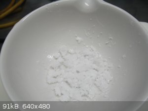dried maleic acid.jpg - 91kB
