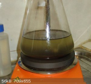 05 Dibromobutane reflux over oil separates.jpg - 56kB