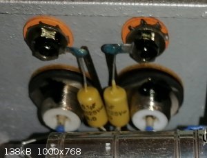 electrodes.jpg - 138kB