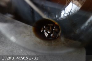 tarry residue in distilling flask.jpg - 1.2MB
