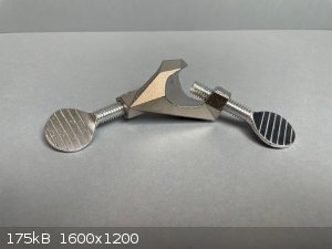 Fisher castaloy clamp holder bosshead trianglar.jpg - 175kB